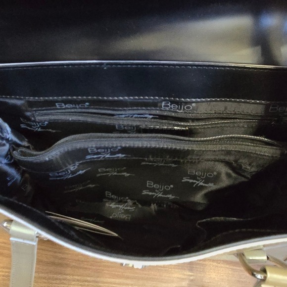 Beijo by Susan Handley Patent Satchel Shoulder Bag Champagne Taupe NWT $110.00 - Picture 9 of 12